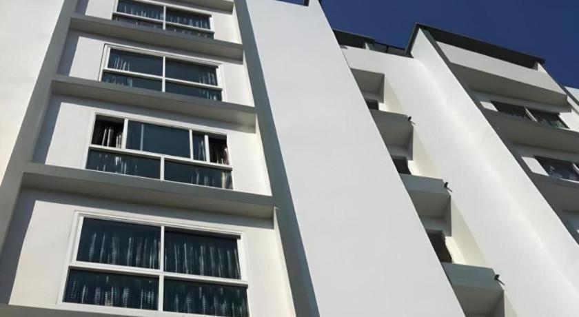 Buddy Place Bangkok Exterior photo